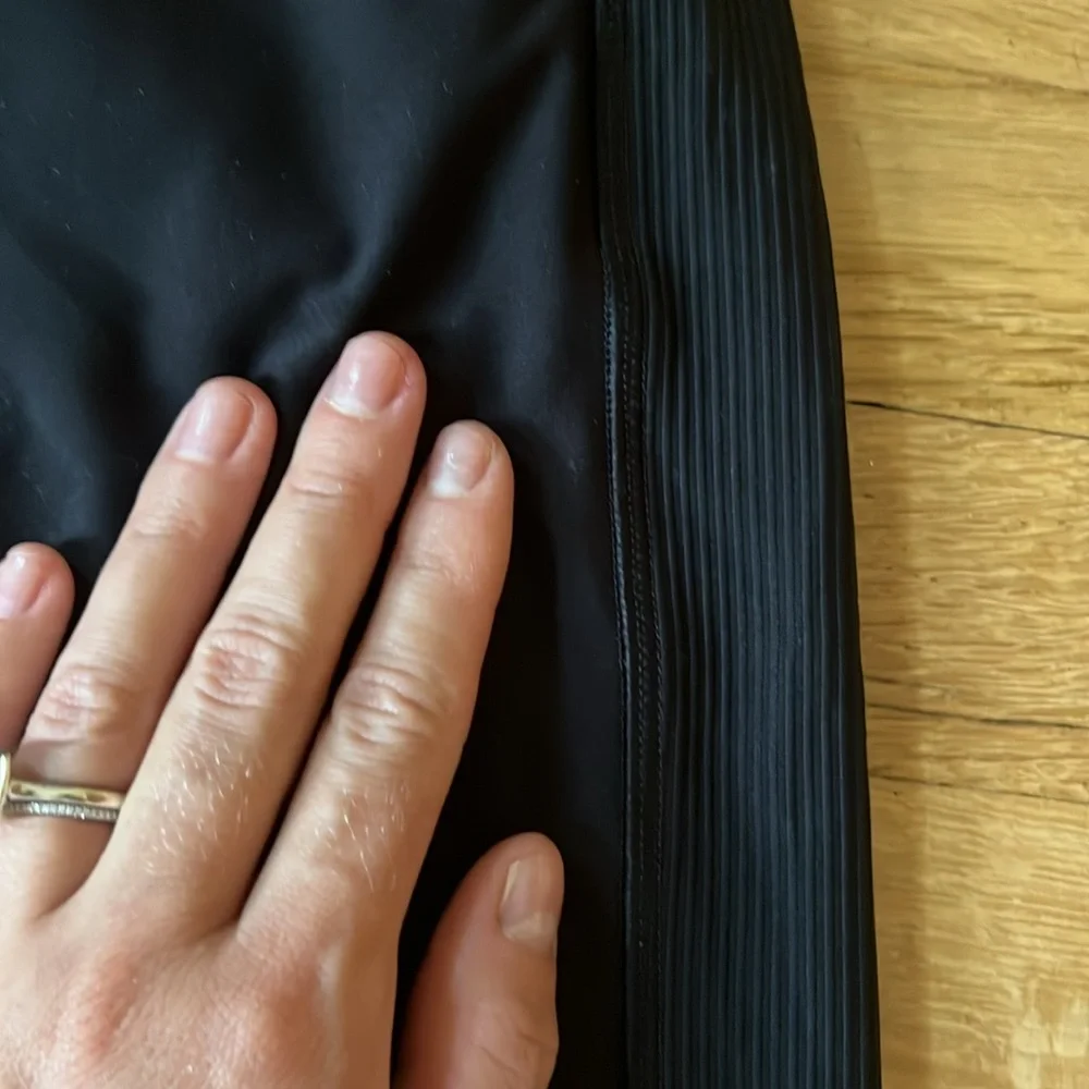 Old Navy Black Tapered Joggers, super soft - Picture 2 of 4